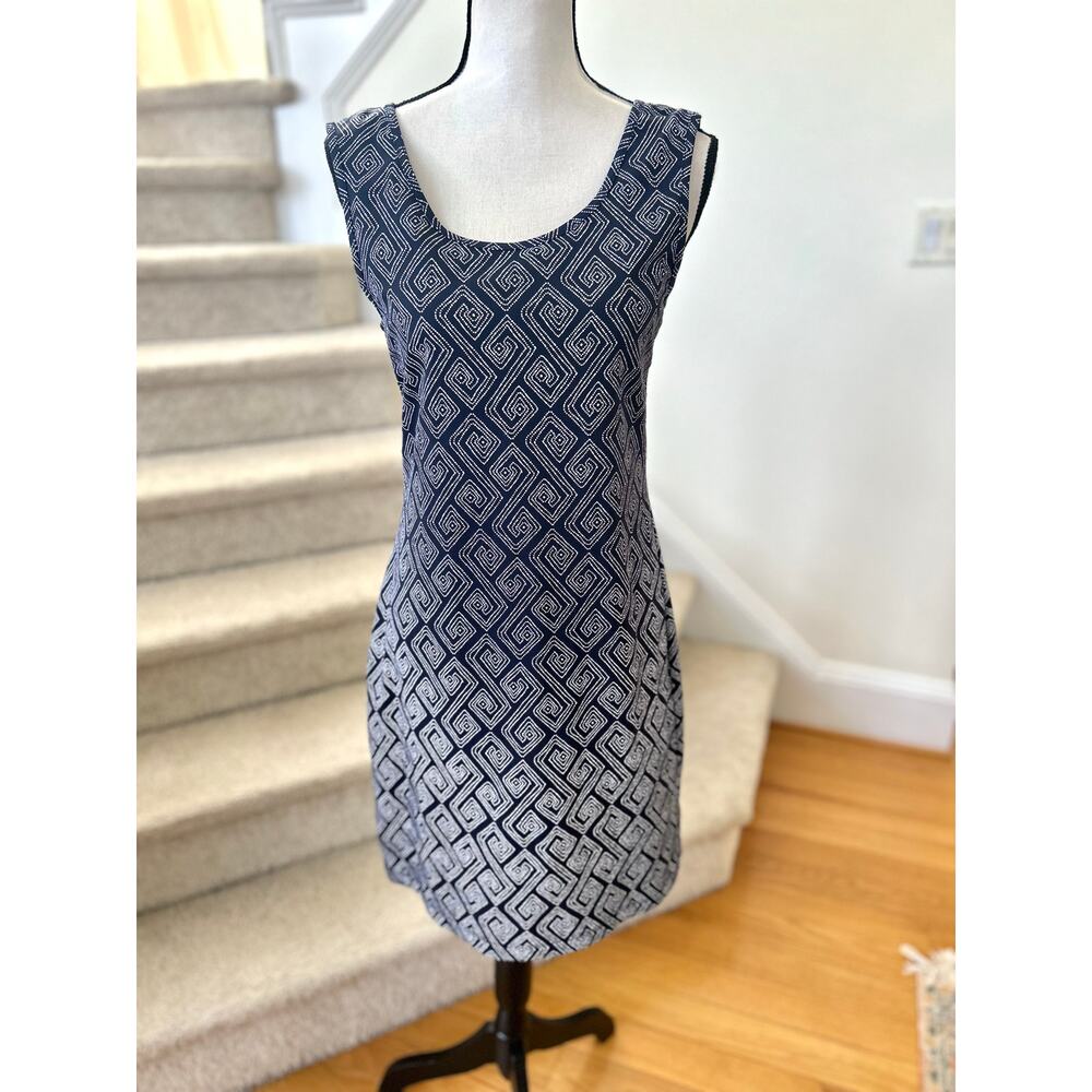 Persifor Navy & White Mosaic Print Sleeveless Shift Dress